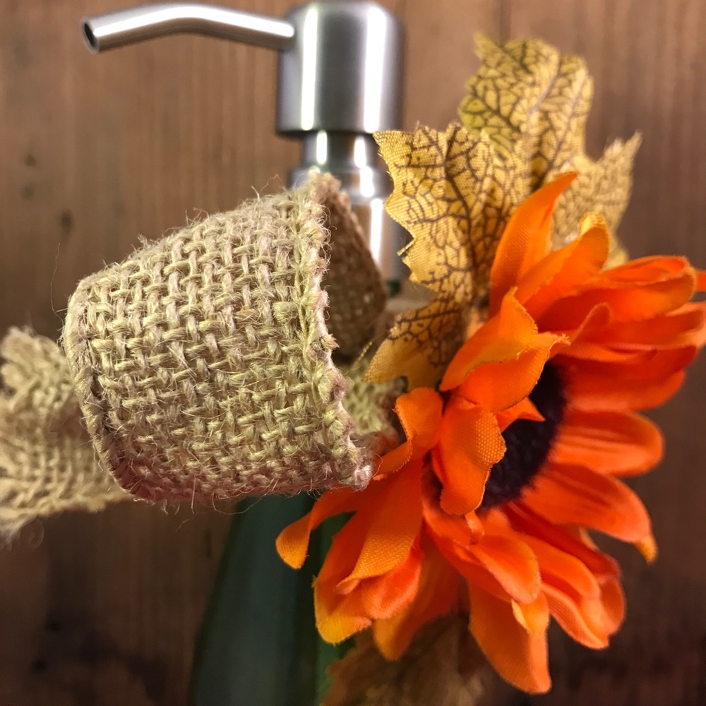 Soap Dispenser Sunflower - Picture 2 of 2